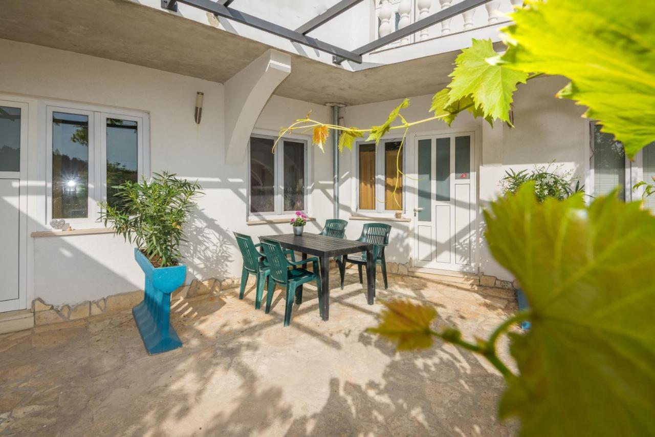 Apartments Barbara Tribunj (Sibenik-Knin) Exterior photo